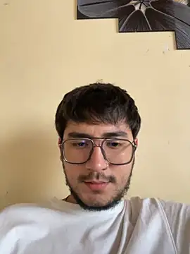 Snapshot of DanteRushh chatting on September 18, 2025, 9:39 pm DanteRushh online show from September 18, 2025, 9:39 pm