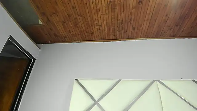 KikaDuque online show from April 10, 2026, 6:56 pm