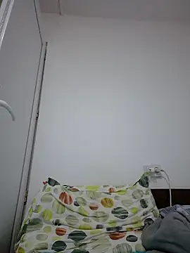 Vera Elle online show from December 16, 2025, 6:57 pm