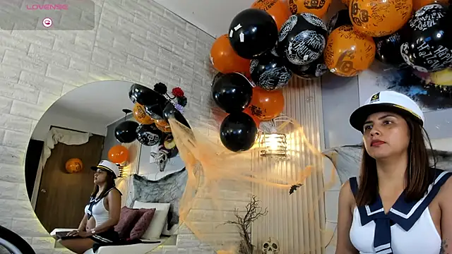 scarletbaker  online show from October 23, 2025, 6:39 pm