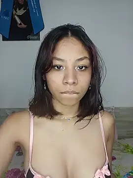 Snapshot of ScarlettLuxe chatting on October 15, 2025, 11:49 pm ScarlettLuxe online show from October 15, 2025, 11:49 pm