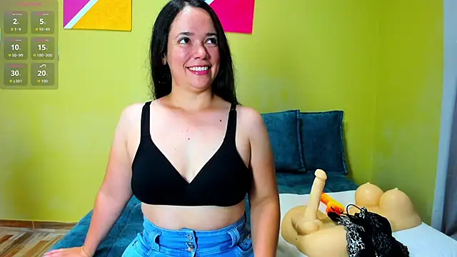 Snapshot of loreen_grey chatting on November 2, 2025, 8:22 pm loreen grey online show from November 2, 2025, 8:22 pm