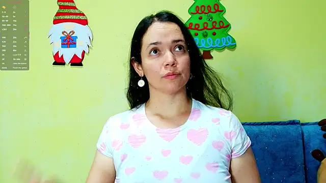 Snapshot of loreen_grey chatting on December 17, 2025, 8:04 pm loreen grey online show from December 17, 2025, 8:04 pm