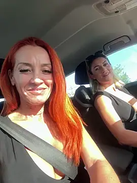 CamyBlossom online show from October 14, 2025, 3:24 pm