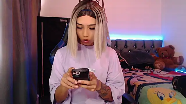 Sweet-Cris online show from October 29, 2025, 2:08 pm