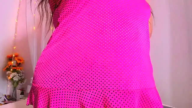 Rachellcooperrr online show from October 17, 2025, 8:39 am