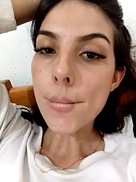 nina sky online show from December 4, 2025, 9:23 pm