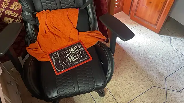 Snapshot of JUSTFORRICH chatting on October 25, 2025, 2:02 pm JUSTFORRICH online show from October 25, 2025, 2:02 pm