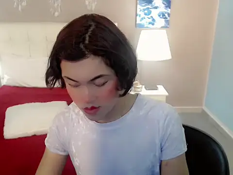 nathalialoes1 online show from November 10, 2025, 2:16 pm