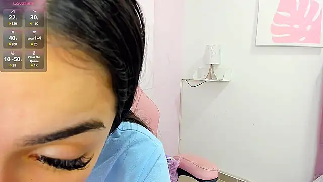 milk candy18 online show from December 1, 2025, 11:04 am