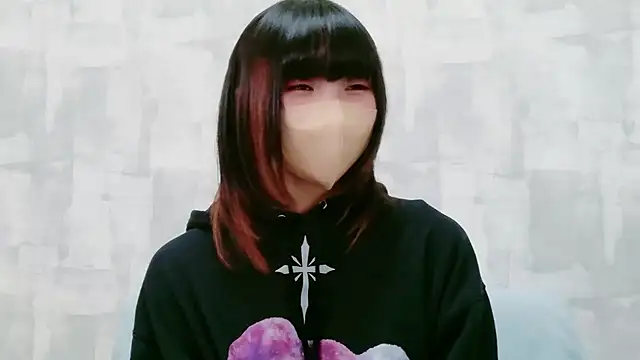 HARU ooo000 LOVE online show from December 4, 2025, 10:57 am