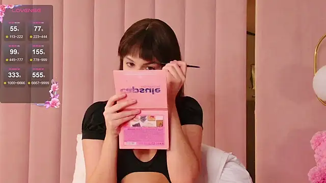 Snapshot of Miranda_Kerry chatting on January 16, 2026, 6:28 am Miranda Kerry online show from January 16, 2026, 6:28 am