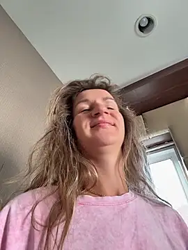 Snapshot of EvvaMur chatting on November 28, 2025, 1:41 am EvvaMur online show from November 28, 2025, 1:41 am