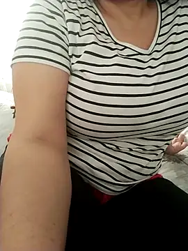 zerdaliii online show from February 2, 2026, 8:46 am