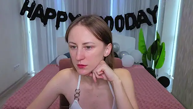 LuluChiiii online show from October 30, 2025, 10:49 am