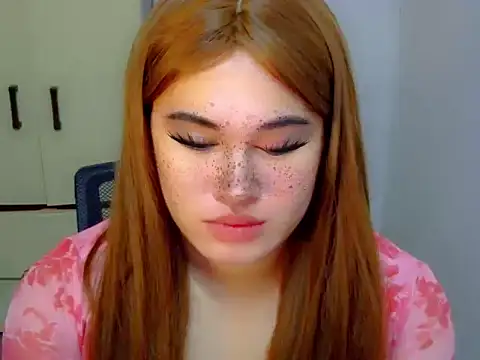 Snapshot of Annierose_ts chatting on December 20, 2025, 12:40 am Annierose ts online show from December 20, 2025, 12:40 am