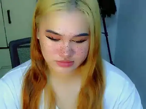 Snapshot of Annierose_ts chatting on January 13, 2026, 10:04 pm Annierose ts online show from January 13, 2026, 10:04 pm