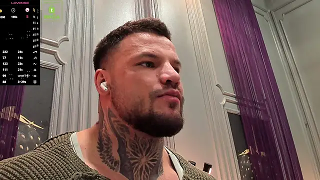 Snapshot of OliverSport chatting on February 11, 2026, 10:53 am OliverSport online show from February 11, 2026, 10:53 am