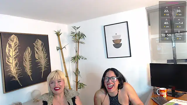 EvaMontenegro online show from December 22, 2025, 6:10 am