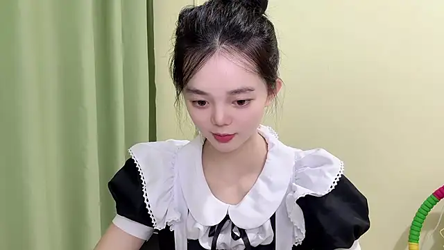 Snapshot of Nicole-13 chatting on September 21, 2025, 2:19 pm Nicole-13 online show from September 21, 2025, 2:19 pm