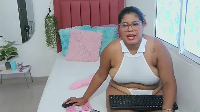 Daniiela lan online show from November 7, 2025, 5:57 pm