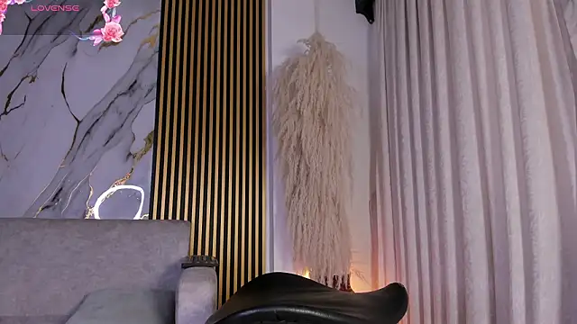 JulienSaint online show from March 4, 2026, 12:22 pm