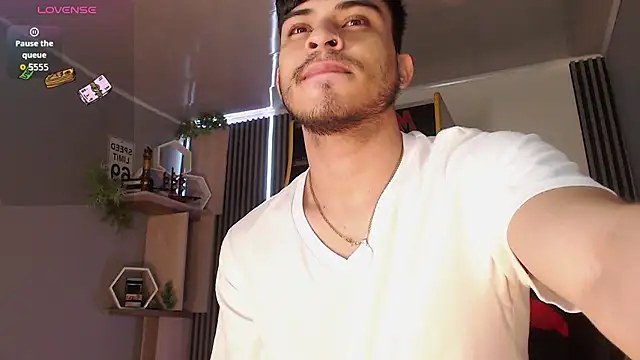 Bastian MCcormick online show from November 27, 2025, 12:40 pm