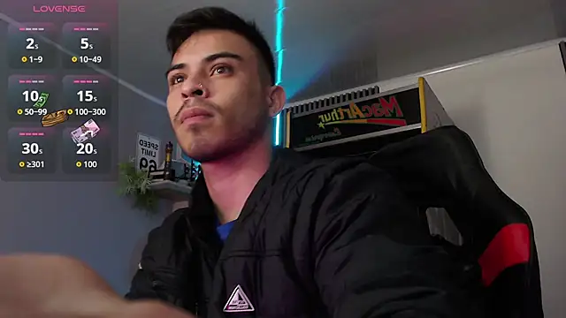 Bastian MCcormick online show from November 30, 2025, 11:14 am