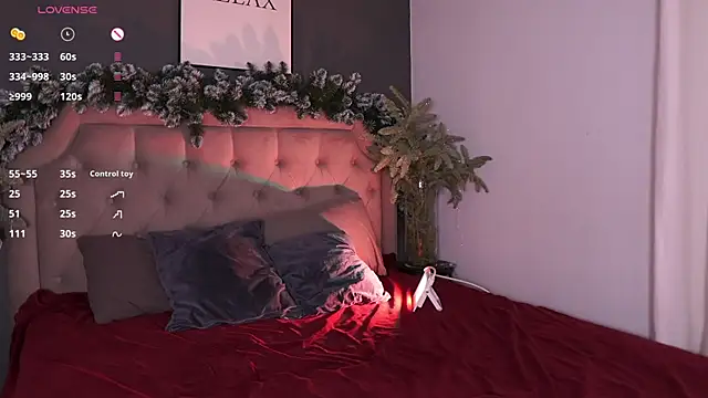 MissBunnyDoll online show from December 19, 2025, 12:34 pm