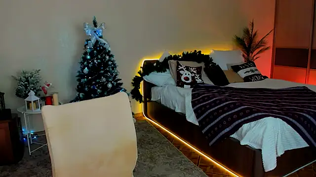 YourLovellyStory online show from December 20, 2025, 11:28 am