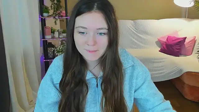 AlluringLookk online show from October 21, 2025, 10:27 am