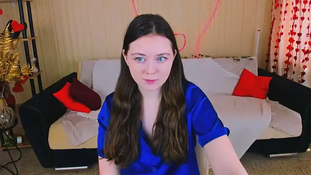 AlluringLookk online show from March 13, 2026, 1:07 pm