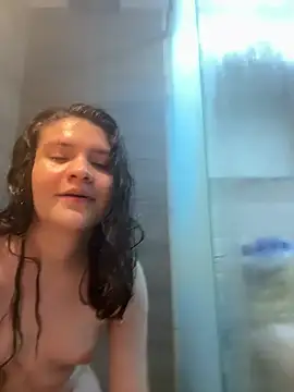 Snapshot of Emilyybennet_ chatting on February 12, 2026, 4:07 am Emilyybennet online show from February 12, 2026, 4:07 am