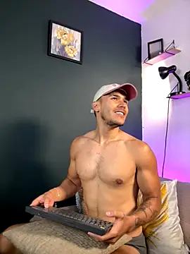 MarkSantozz online show from October 17, 2025, 6:32 pm