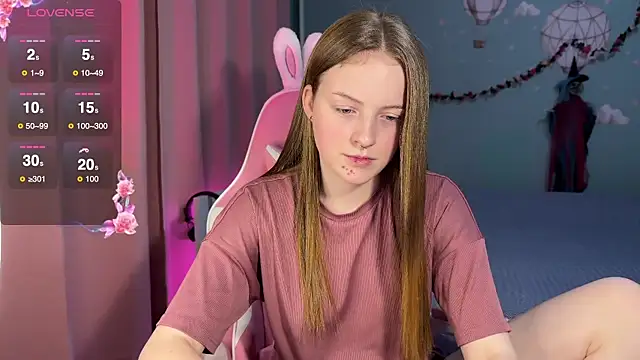 stefaniyaaa online show from October 30, 2025, 3:13 pm