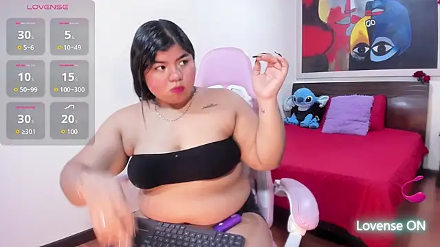 Snapshot of Lia_Arellano chatting on October 6, 2025, 7:11 pm Lia Arellano online show from October 6, 2025, 7:11 pm