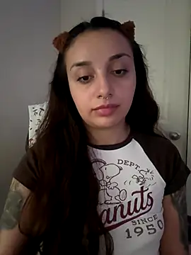 CharmingMaddie online show from December 13, 2025, 7:53 pm