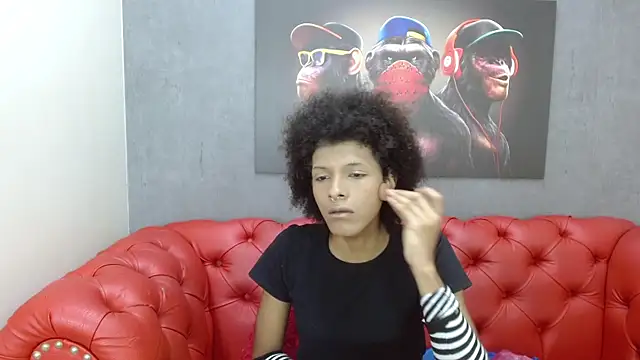 Snapshot of Violett_Salvatore chatting on January 14, 2026, 3:28 pm Violett Salvatore online show from January 14, 2026, 3:28 pm