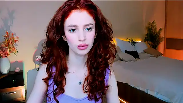 Snapshot of ChristinaConteeree chatting on October 17, 2025, 7:16 pm ChristinaConteeree online show from October 17, 2025, 7:16 pm