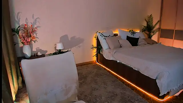 Snapshot of ChristinaConteeree chatting on October 21, 2025, 5:46 pm ChristinaConteeree online show from October 21, 2025, 5:46 pm