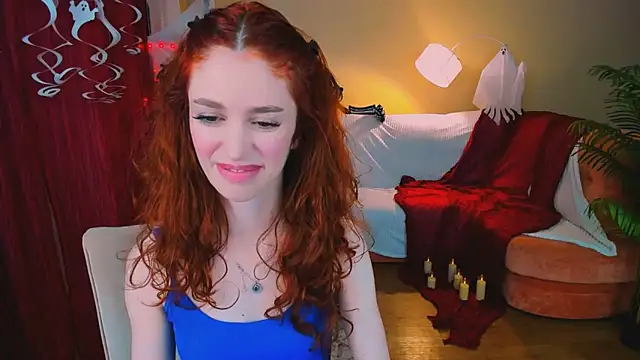 Snapshot of ChristinaConteeree chatting on October 25, 2025, 11:32 pm ChristinaConteeree online show from October 25, 2025, 11:32 pm