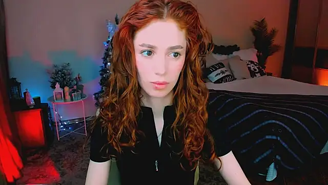 ChristinaConteeree online show from January 11, 2026, 4:17 am