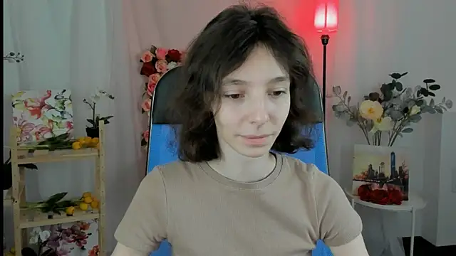 EmmanuellBrown online show from November 26, 2025, 10:05 am