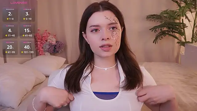 Snapshot of BlissHey chatting on October 27, 2025, 4:11 pm BlissHey online show from October 27, 2025, 4:11 pm