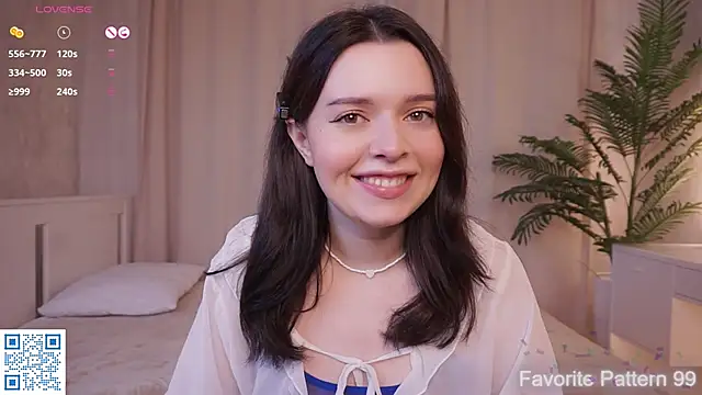 Snapshot of BlissHey chatting on November 18, 2025, 5:06 pm BlissHey online show from November 18, 2025, 5:06 pm