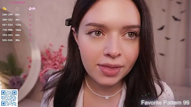 Snapshot of BlissHey chatting on November 20, 2025, 4:51 pm BlissHey online show from November 20, 2025, 4:51 pm