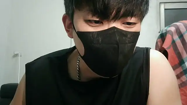 bigbb101011 online show from November 17, 2025, 2:01 pm