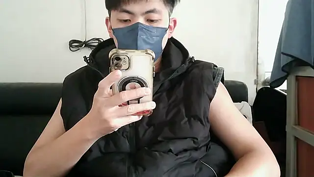 Snapshot of bigbb101011 chatting on January 10, 2026, 5:31 am bigbb101011 online show from January 10, 2026, 5:31 am