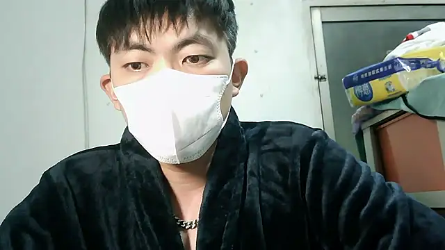 Snapshot of bigbb101011 chatting on January 12, 2026, 12:21 pm bigbb101011 online show from January 12, 2026, 12:21 pm