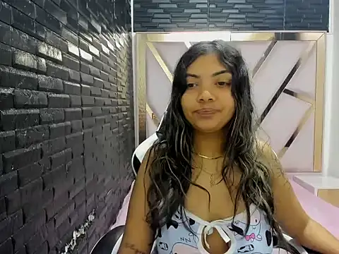 Darlys69x online show from September 20, 2025, 4:13 am